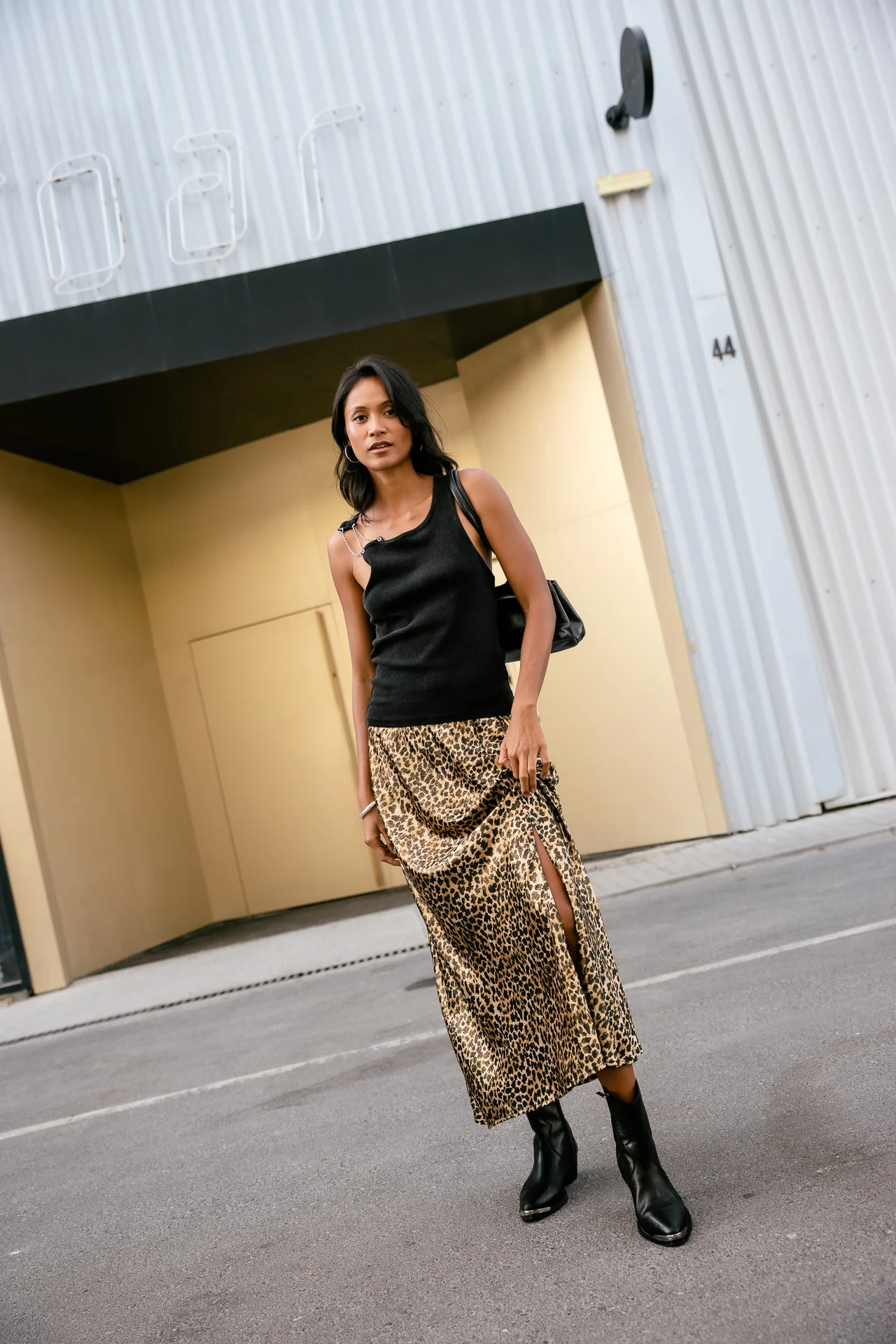 Jelia Houba - Image 5